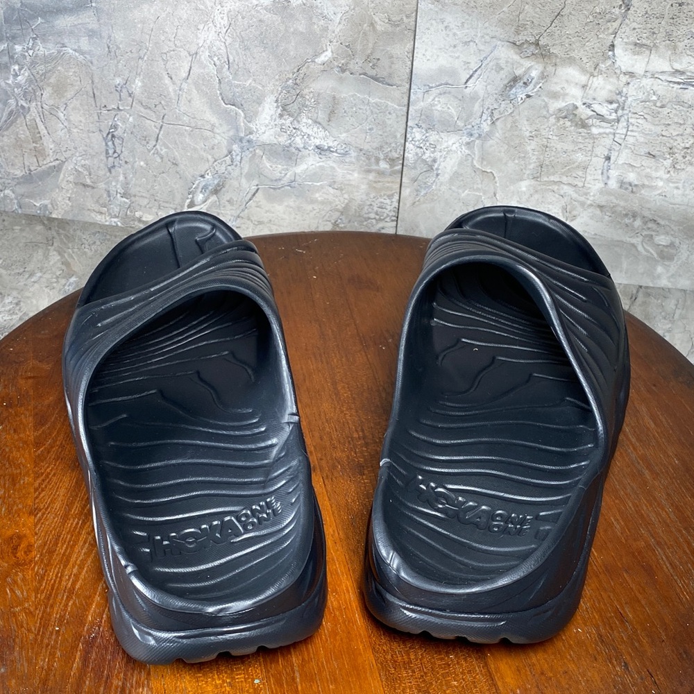 Hoka One One Men’s Size 10 ORA Recovery Comfort Black Slides - Picture 4 of 6